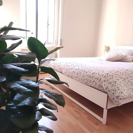2 Bedroom Gem Near Milano Centrale Fast Wi Fi Kademy House Exteriér fotografie