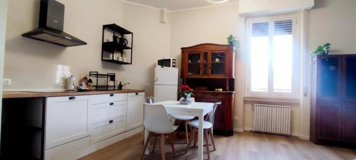 2 Bedroom Gem Near Milano Centrale Fast Wi Fi Kademy House Pokoj fotografie
