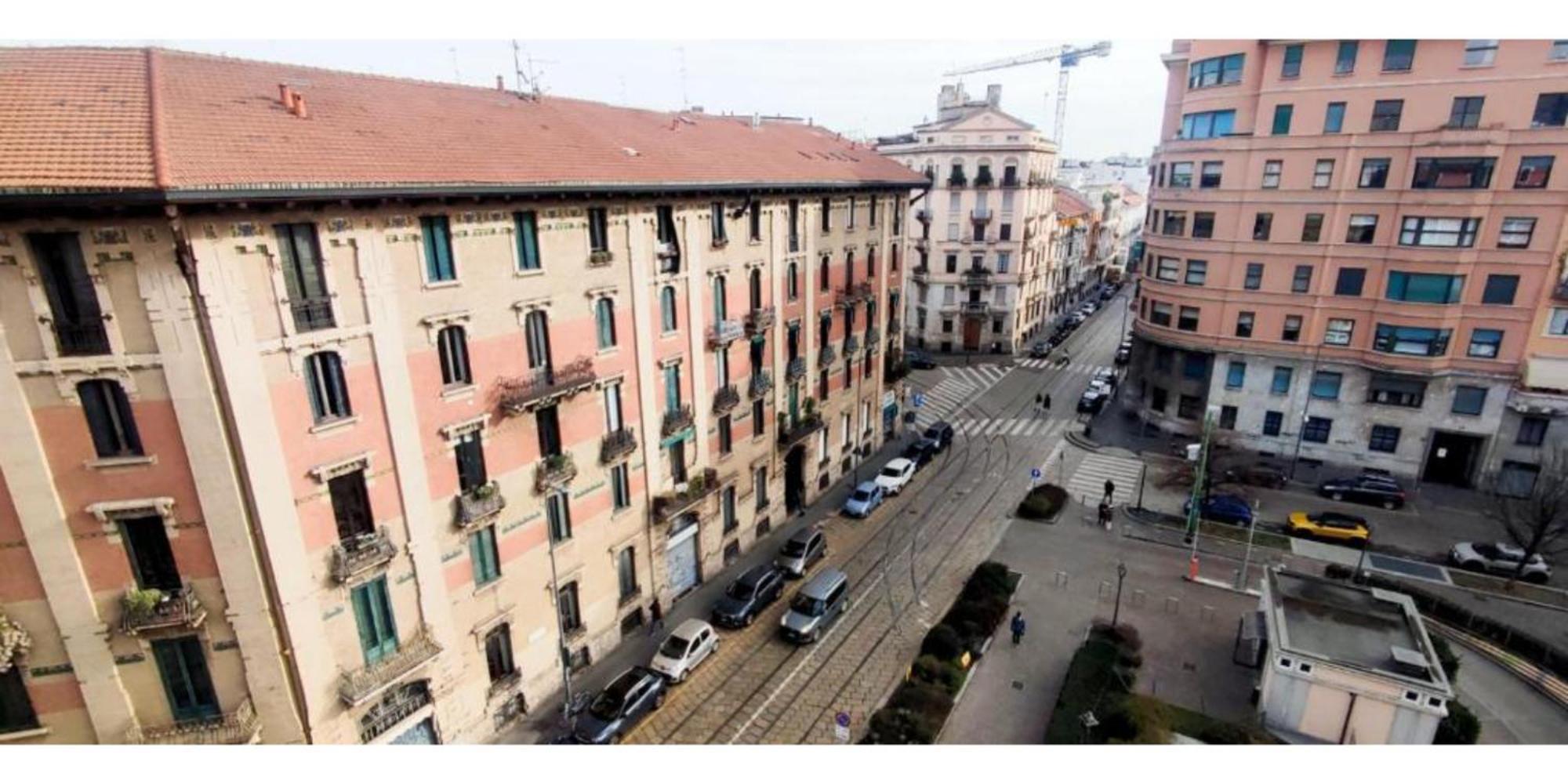 2 Bedroom Gem Near Milano Centrale Fast Wi Fi Kademy House Exteriér fotografie